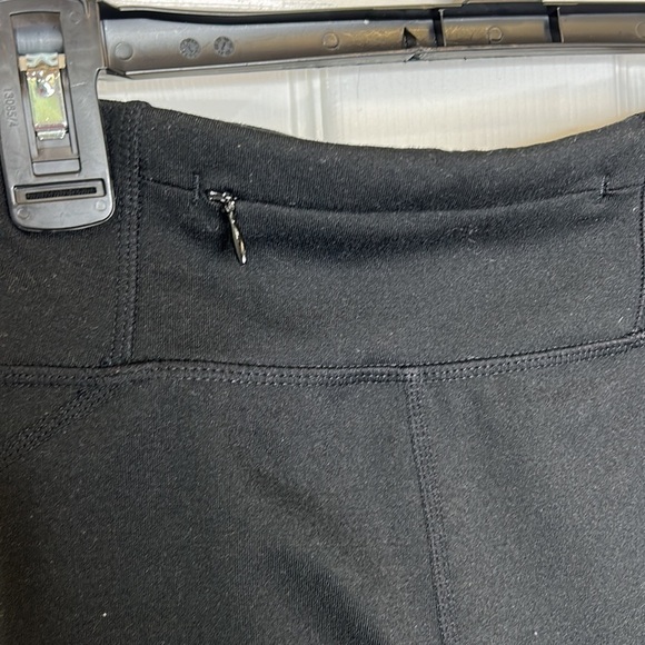 Sweaty Betty Black Capri Leggings Size XXS Tulip Hem - Picture 4 of 5